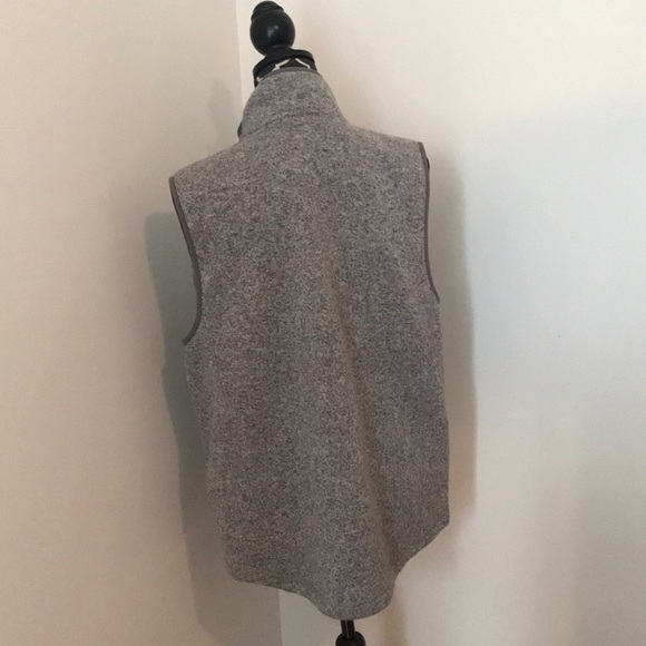 LLBean best men’s size Medium - Picture 3 of 3